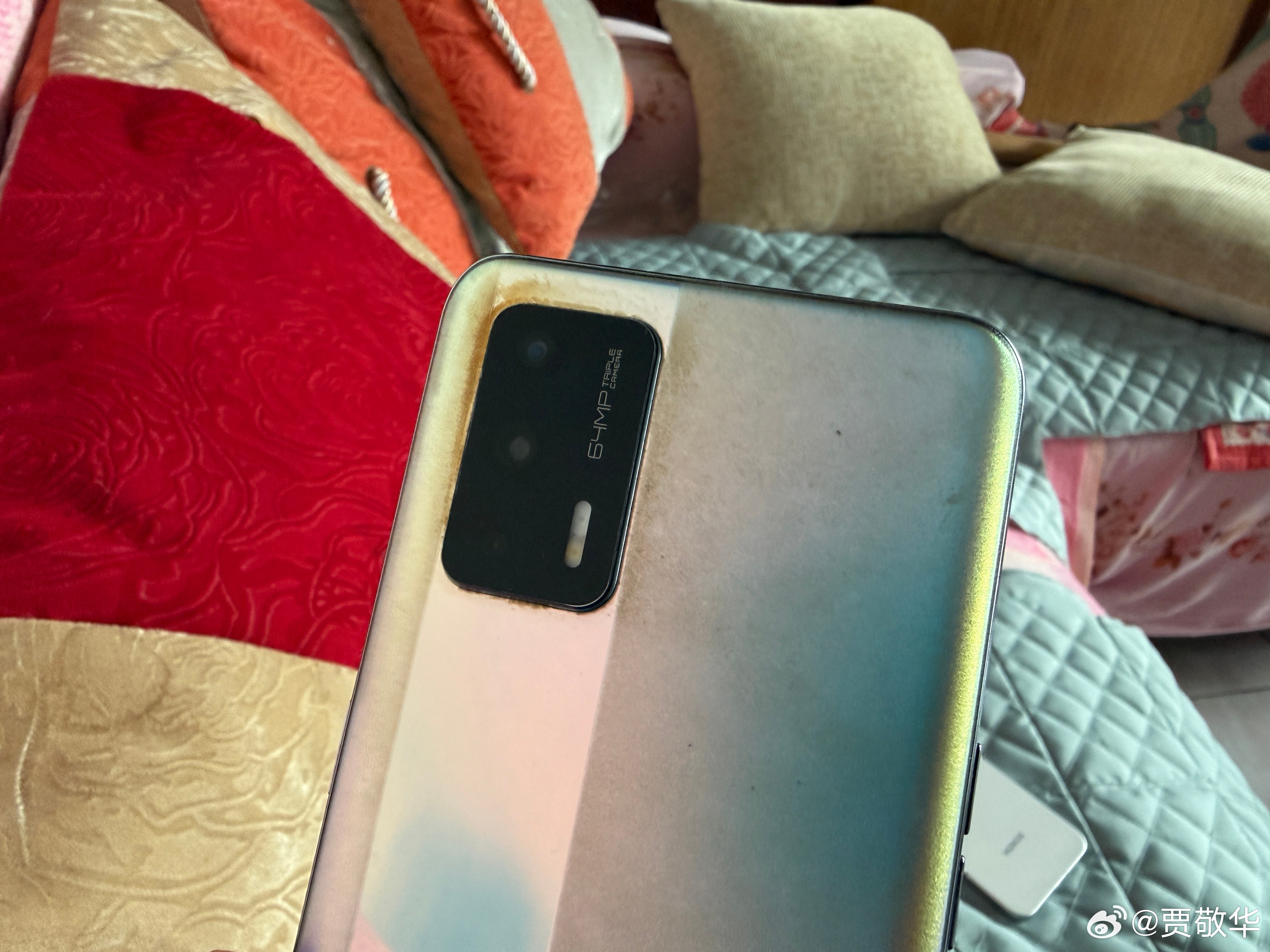 刚在抽屉里找到一款老手机，天玑1200处理器，大概是5年前发布的手机，现在用起来