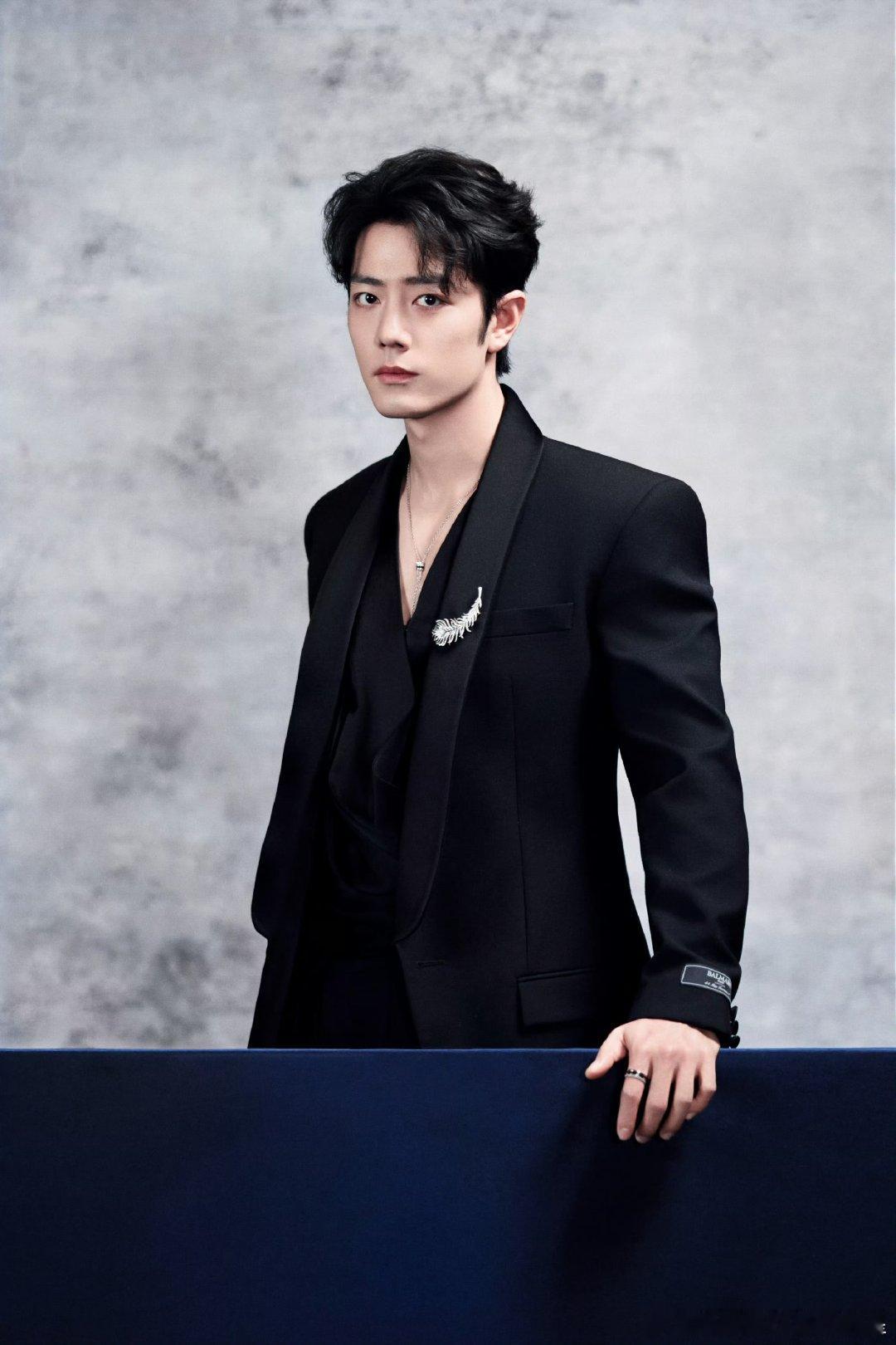 肖战光影捕捉赴一场视听之约肖战以匠心守初心聆听时代声音肖战光影捕捉赴一场视听之约