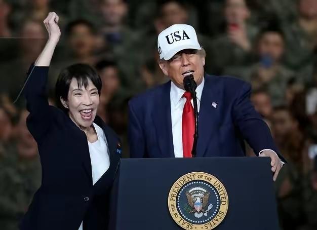 世界人民的危险信号！
2月5日，特朗普在社交平台上发文："完全支持"高市早苗及其