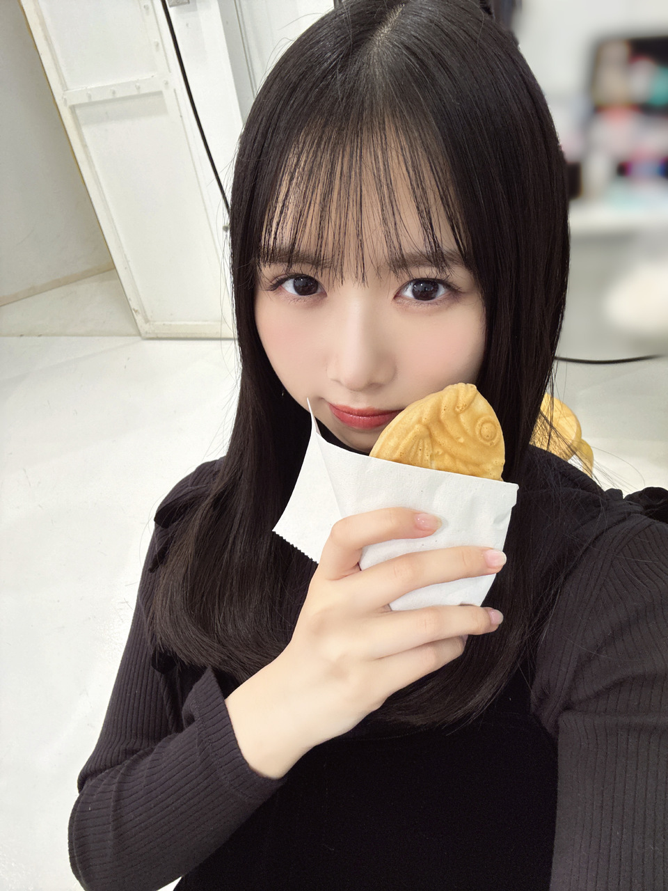 ひなの「かほりんとー！いつも癒しをもらってるよ☺️これは秘密なんだけど、最近ガチ