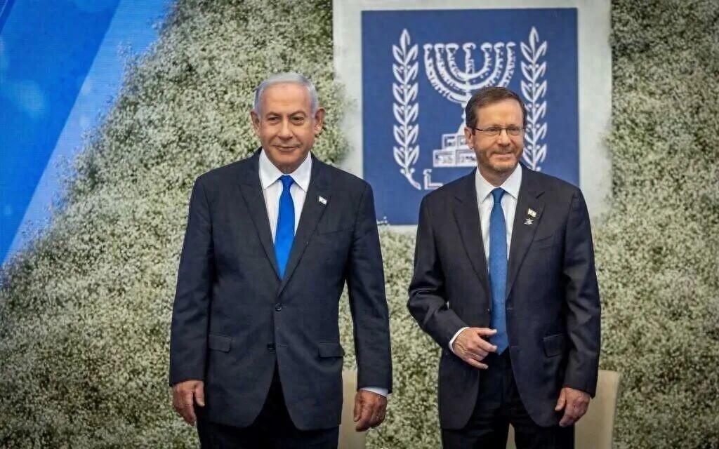 内塔尼亚胡请求特赦：贪腐诉讼妨碍其执政。
 
路透社报道，11月30日，以色列总