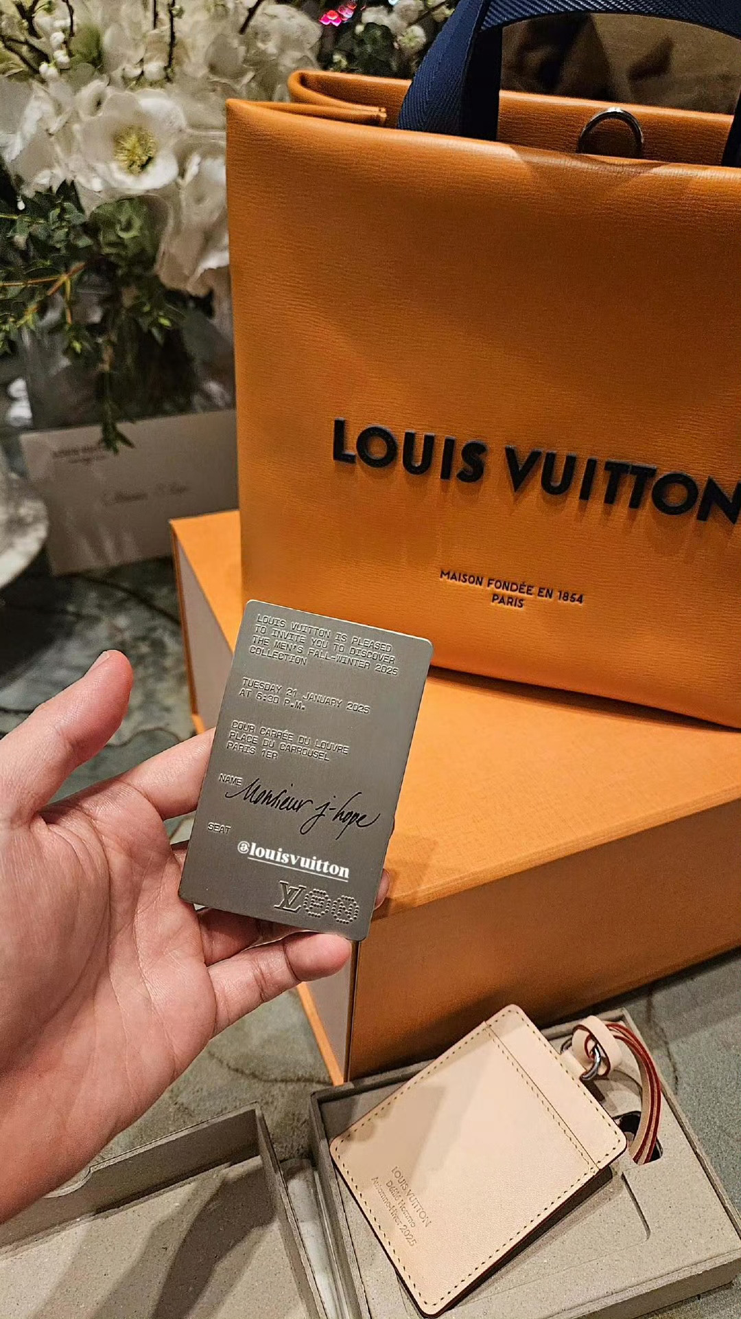 郑号锡 x Louis Vuitton F/W 2025 Menswear Sh