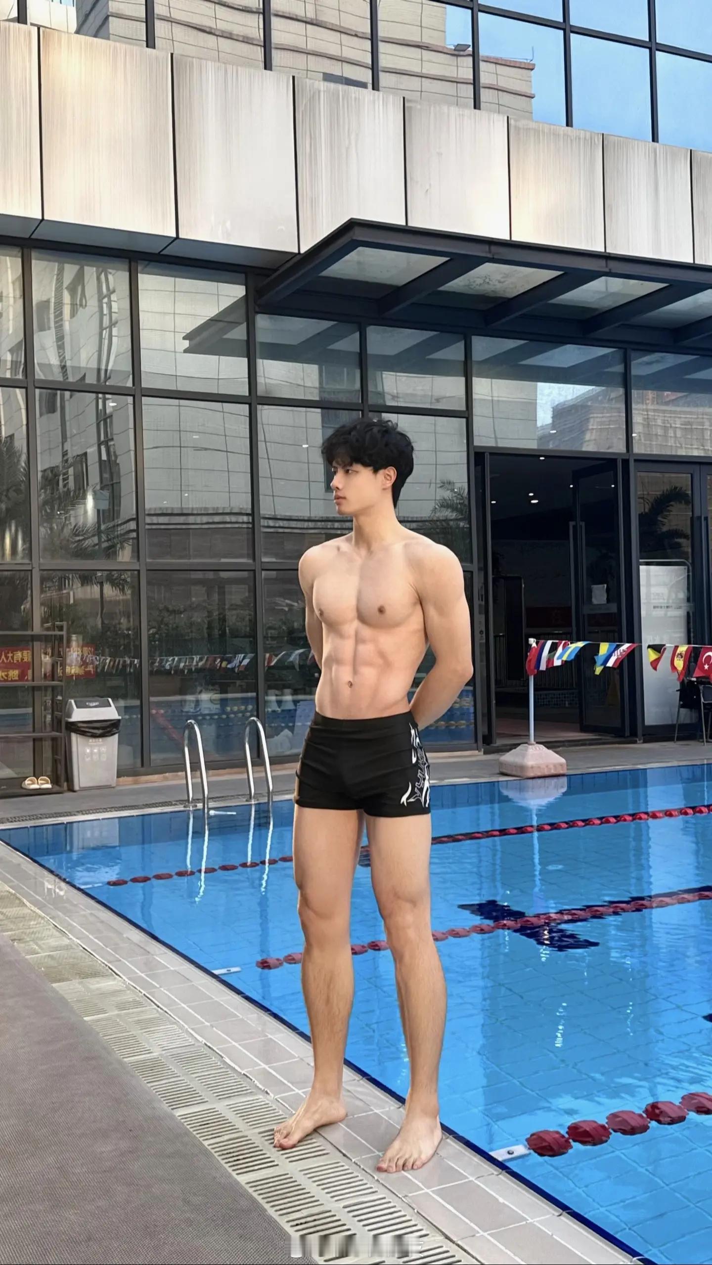 老婆身材真棒[舔屏][舔屏][舔屏] 