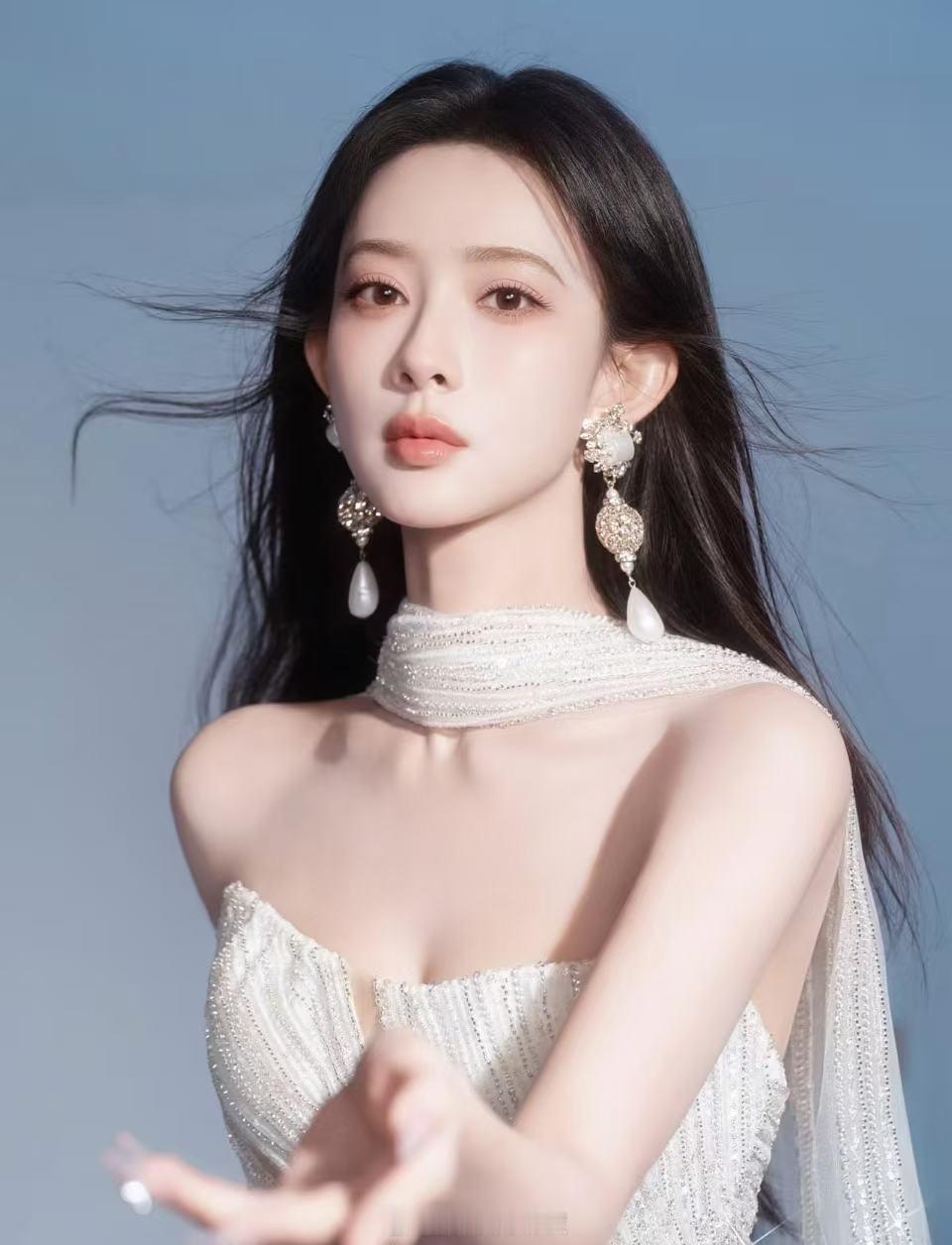 孟子义劝学孟子义劝学，让粉丝好好学习少逃课。孟子义好好学习少逃课