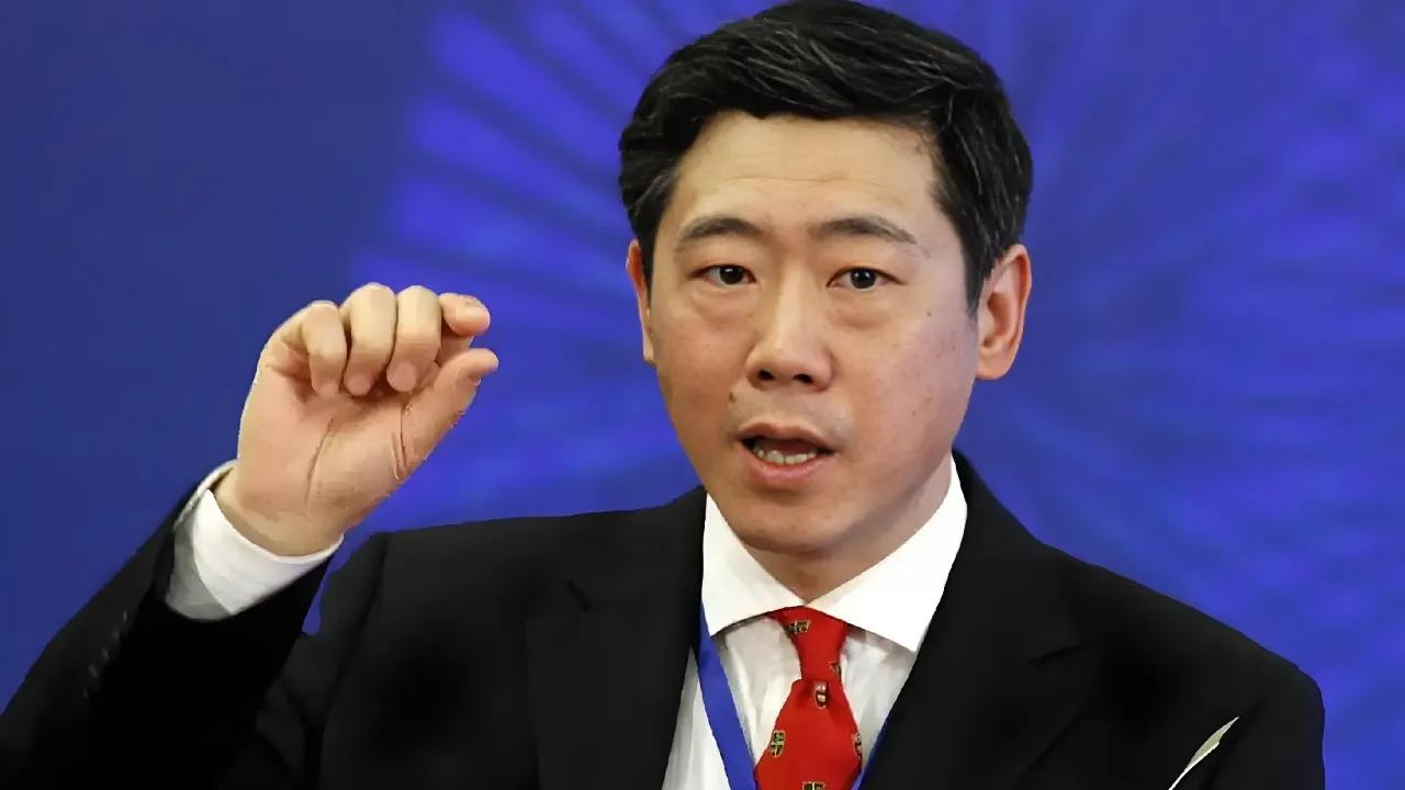 #专家谈消费和房地产等问题#清华大学李稻葵建议发行四万亿国债去楼市库存！
房地产