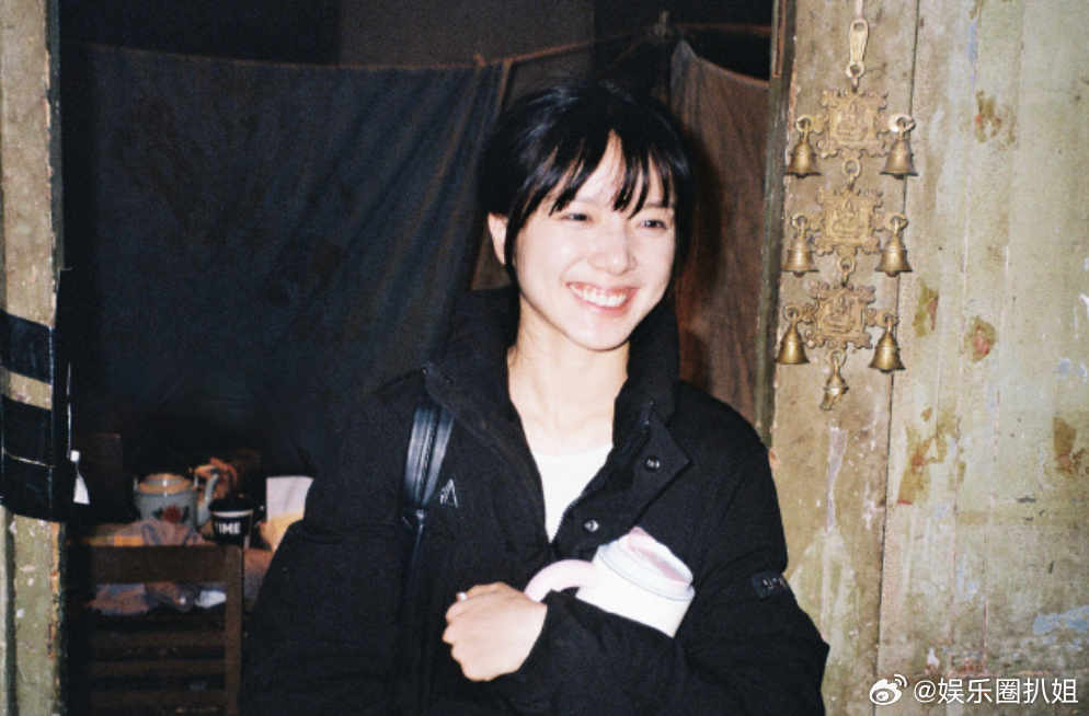 李思潼 虎鲸文娱从抖的素人到10亿票房女主，再到牵手虎鲸文娱，李思潼的每一步都写