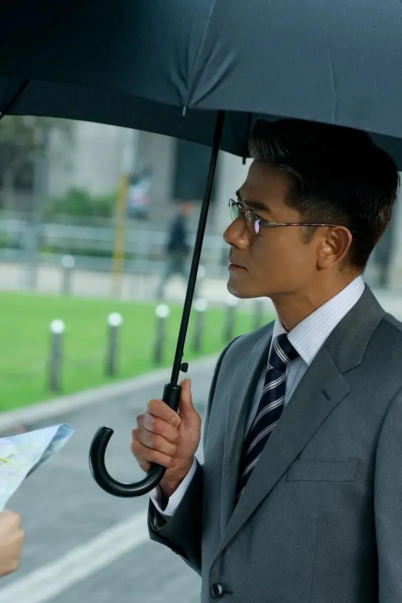 4.12由郭富城主演的电影《来自汪星的你》上映8天，到4.20票房才区区577.
