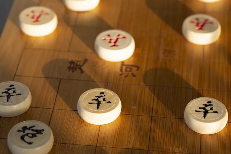 生活中，很多人习惯了下意识做事，很少去想“为什么做、怎么做更好”，这其实是人性的