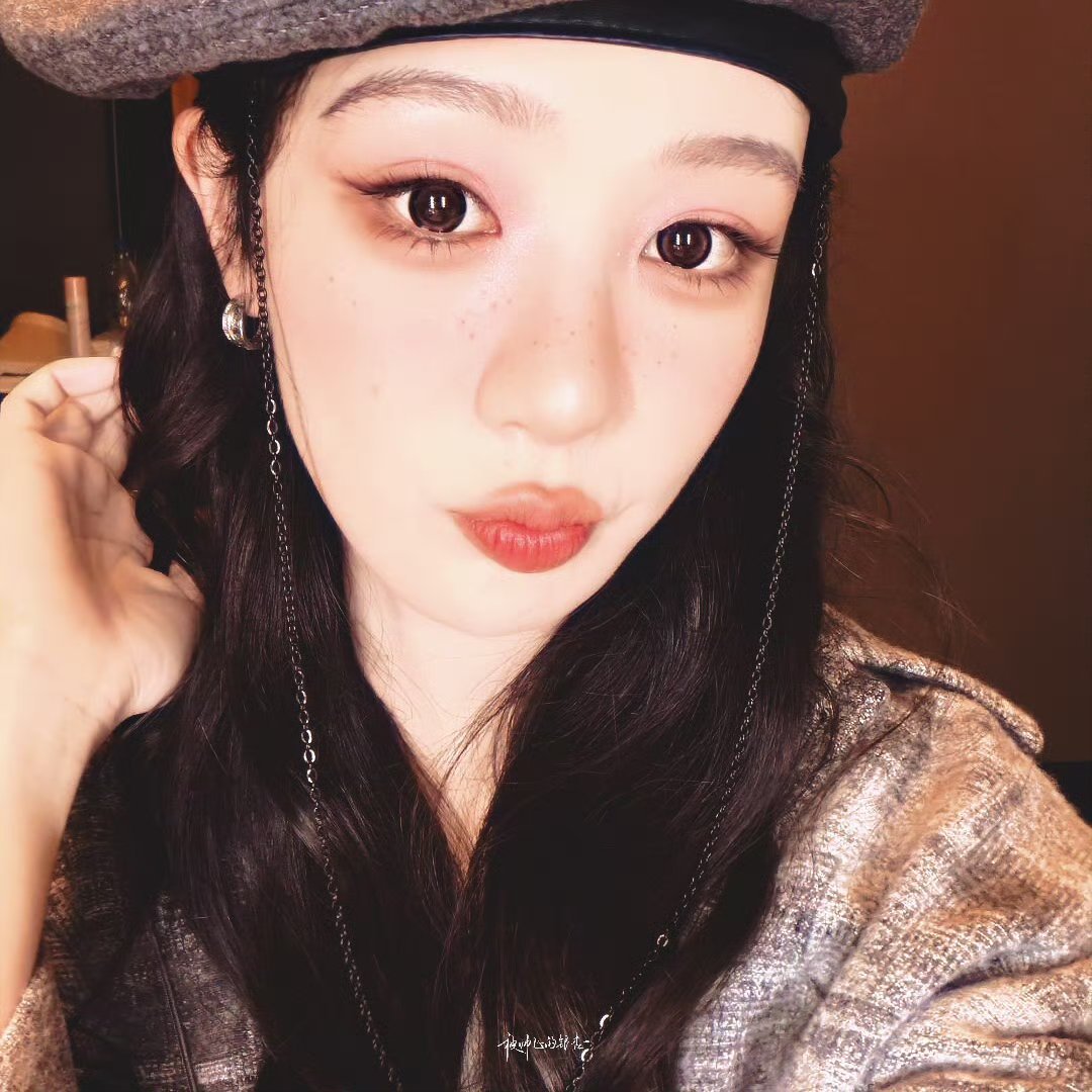 杨紫 杨紫头像被帅飞的银杏 