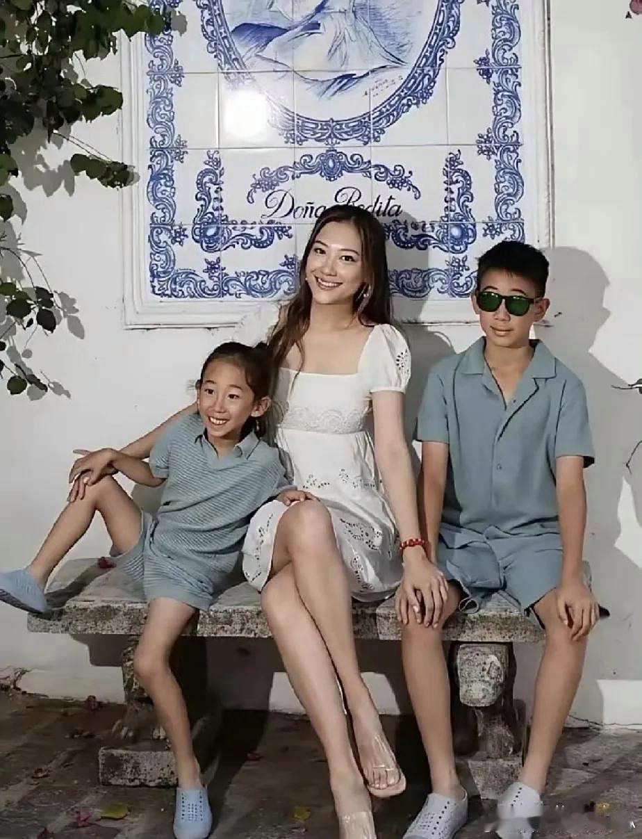 啊哈哈哈，陈小春的基因和郭富城的基因对比 ​​​