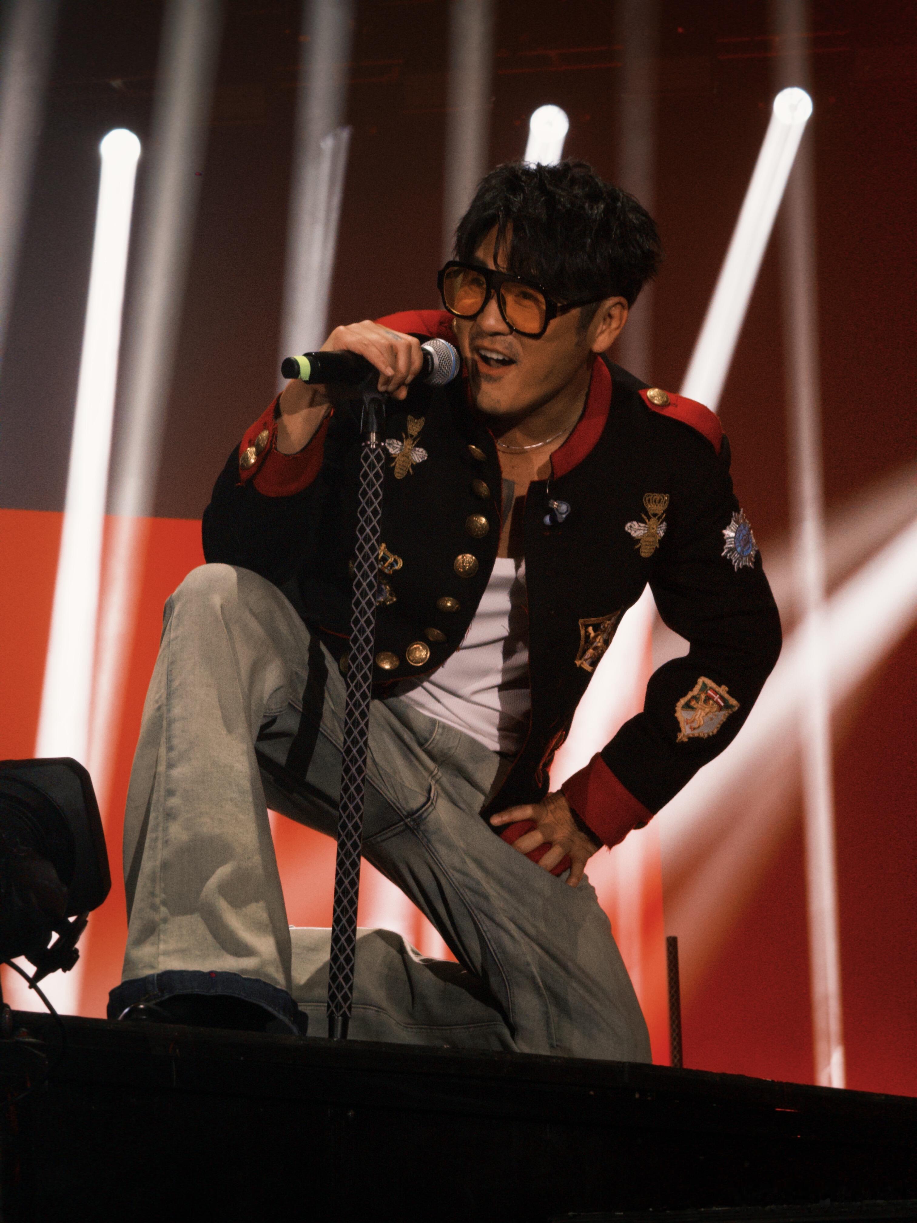 曹格上海演唱会学龙在天夹子音 谁懂这场演唱会的含金量！曹格精准拿捏夹子音，和童年