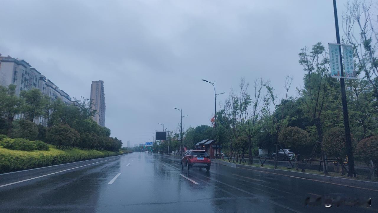 记录我的20265月20日凌晨时分，5:30开始，开封市又下起了小到中雨，直到早
