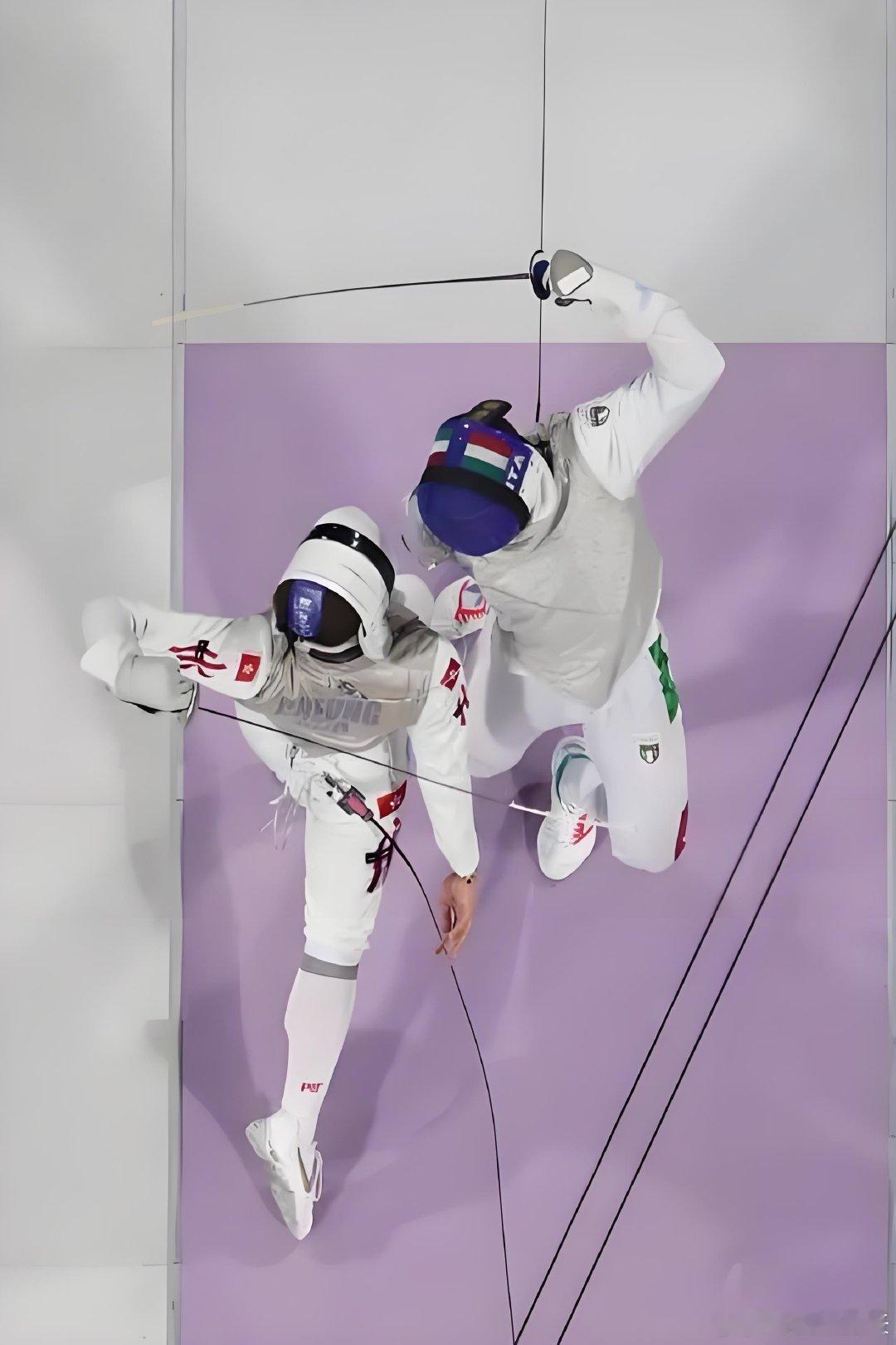 #这就是来自击剑冠军的杀伤力吗#感觉击剑冠军本身就非常的有实力，而且也是特别的霸