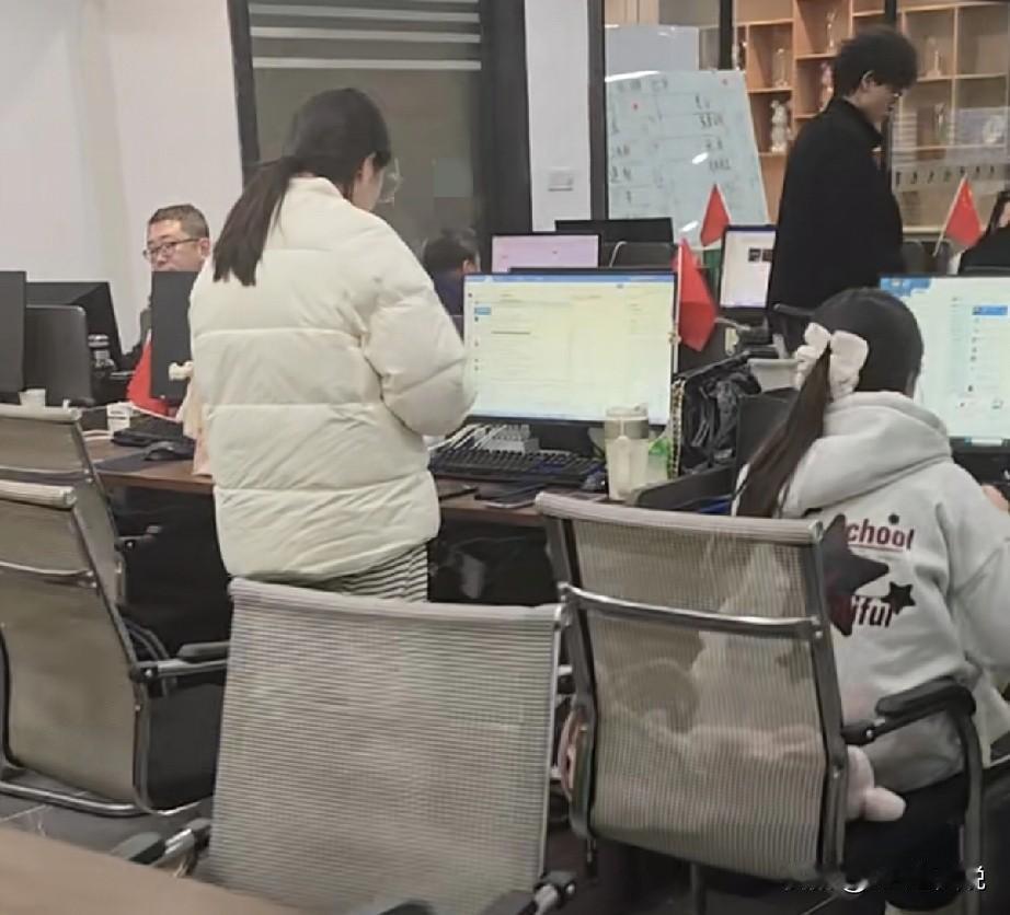 作为一个hr在面试的时候，说实话最怕用人部门指定一个教条或者自以为是的面试官，因