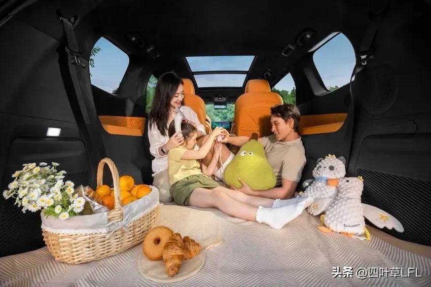 2027款星海V9的外观设计将中式美学与现代科技巧妙融合，展现出一种大气且耐看的