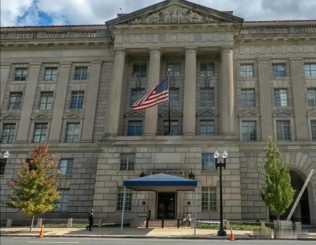 美国这波操作，将对中国石墨加征超160%的关税，看似来势汹汹，实则是一记荒诞不经