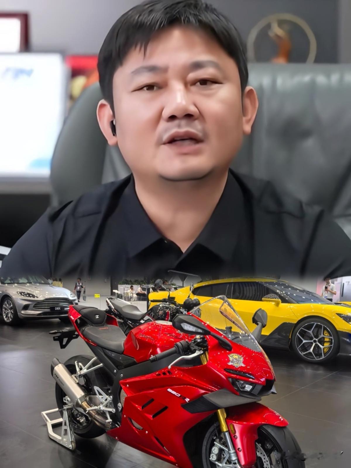 弄丢证件还怂恿车主偷上路，张雪直播当场下令关店，
网友：这才是良心商家！
 
买