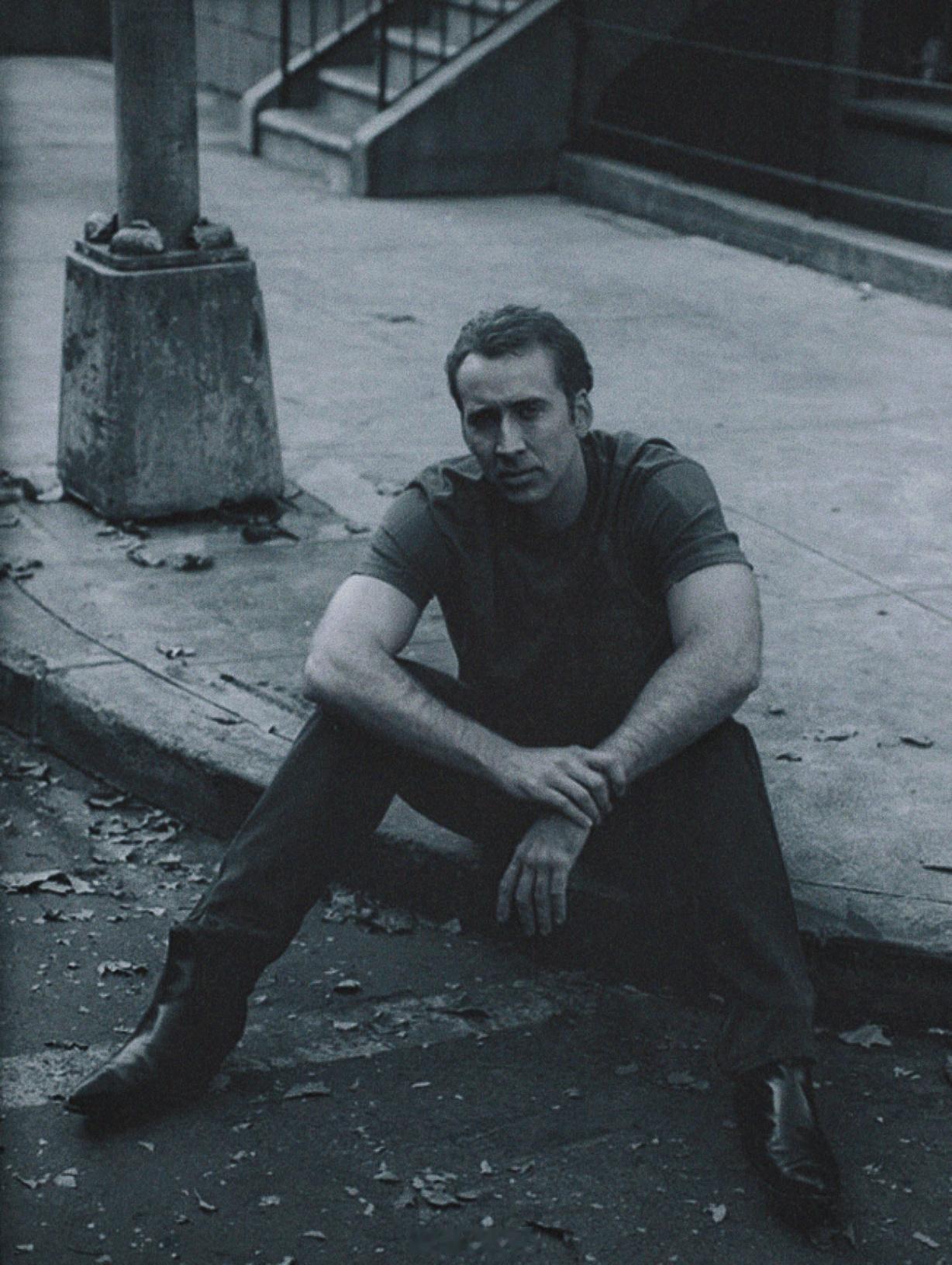 电影旧相簿子 1999年，穿着尖头短靴的街头潮男，尼古拉斯·凯奇尼古拉斯·凯奇 