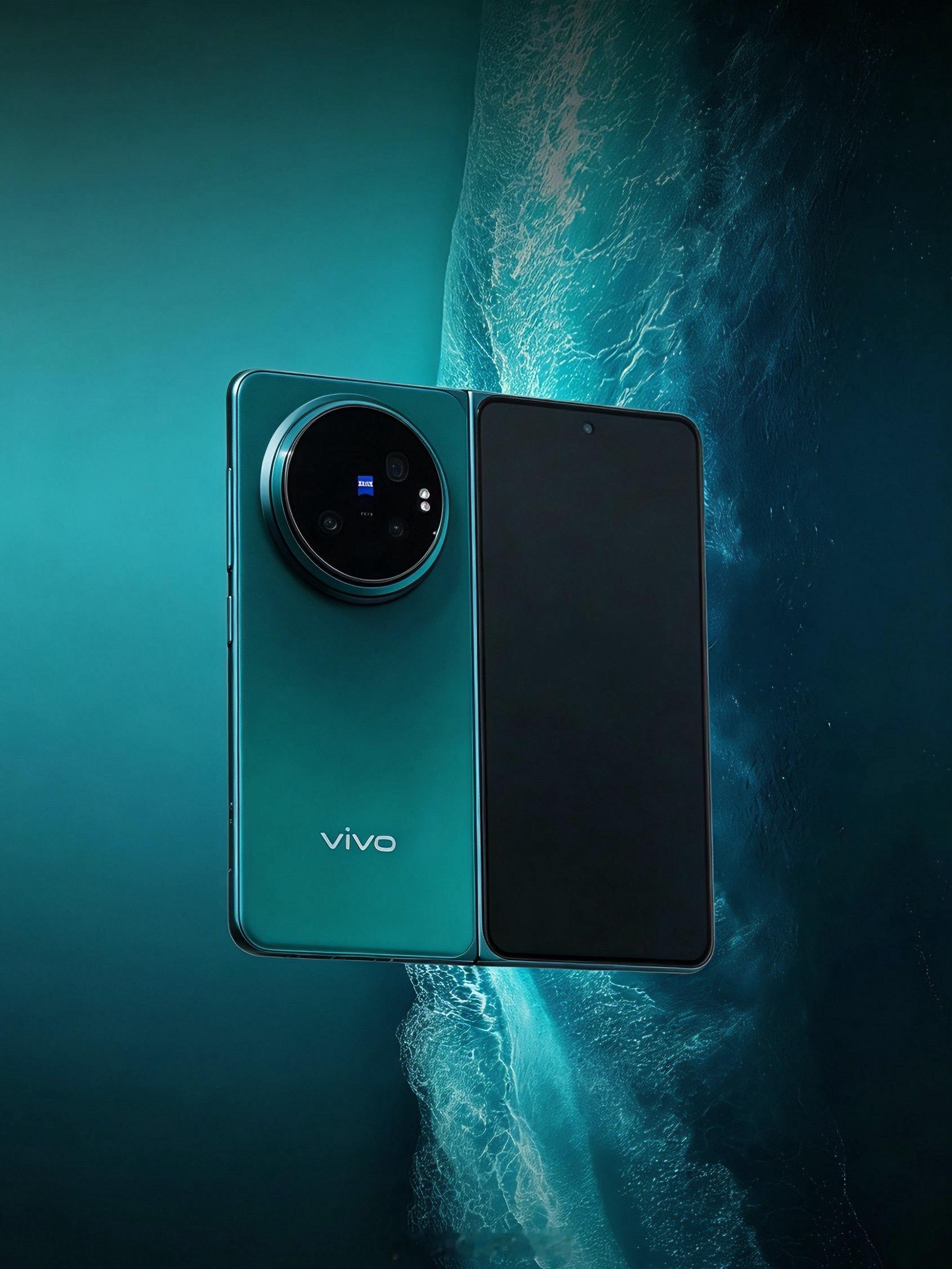 vivo X Fold6真机就长这样还没等到官方官宣，X Fold6就先在法网亮