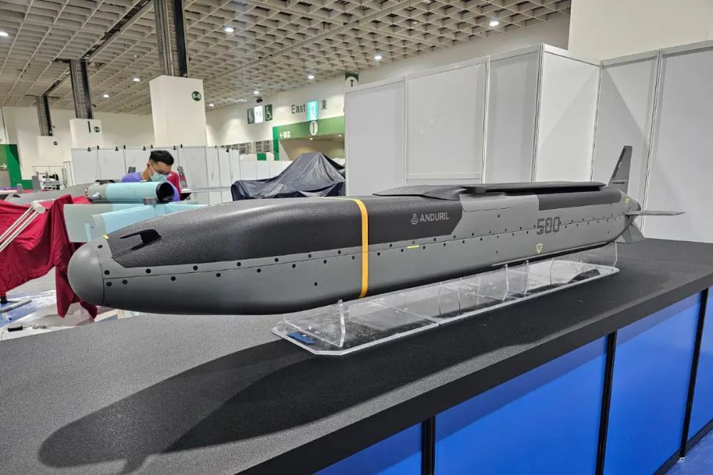 每天认识一件兵器 【图1】美国Anduril公司的「梭鱼500」（Barracu