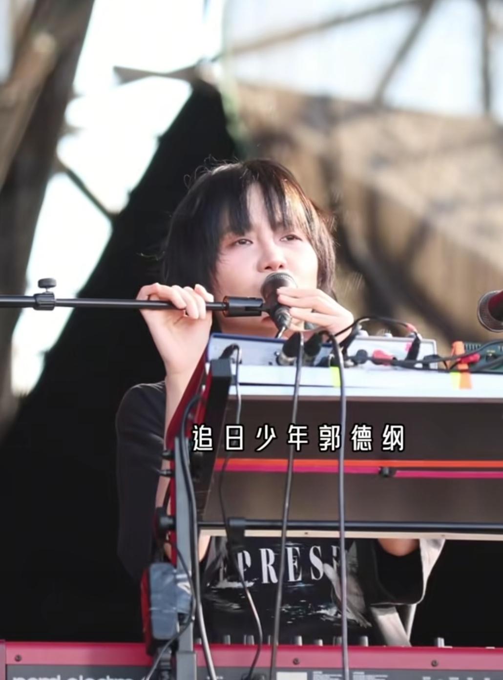 请问这是老郭的粉丝？
追星这么卖力吗？
听起来很好听，说实话，比所有的小鲜肉歌手
