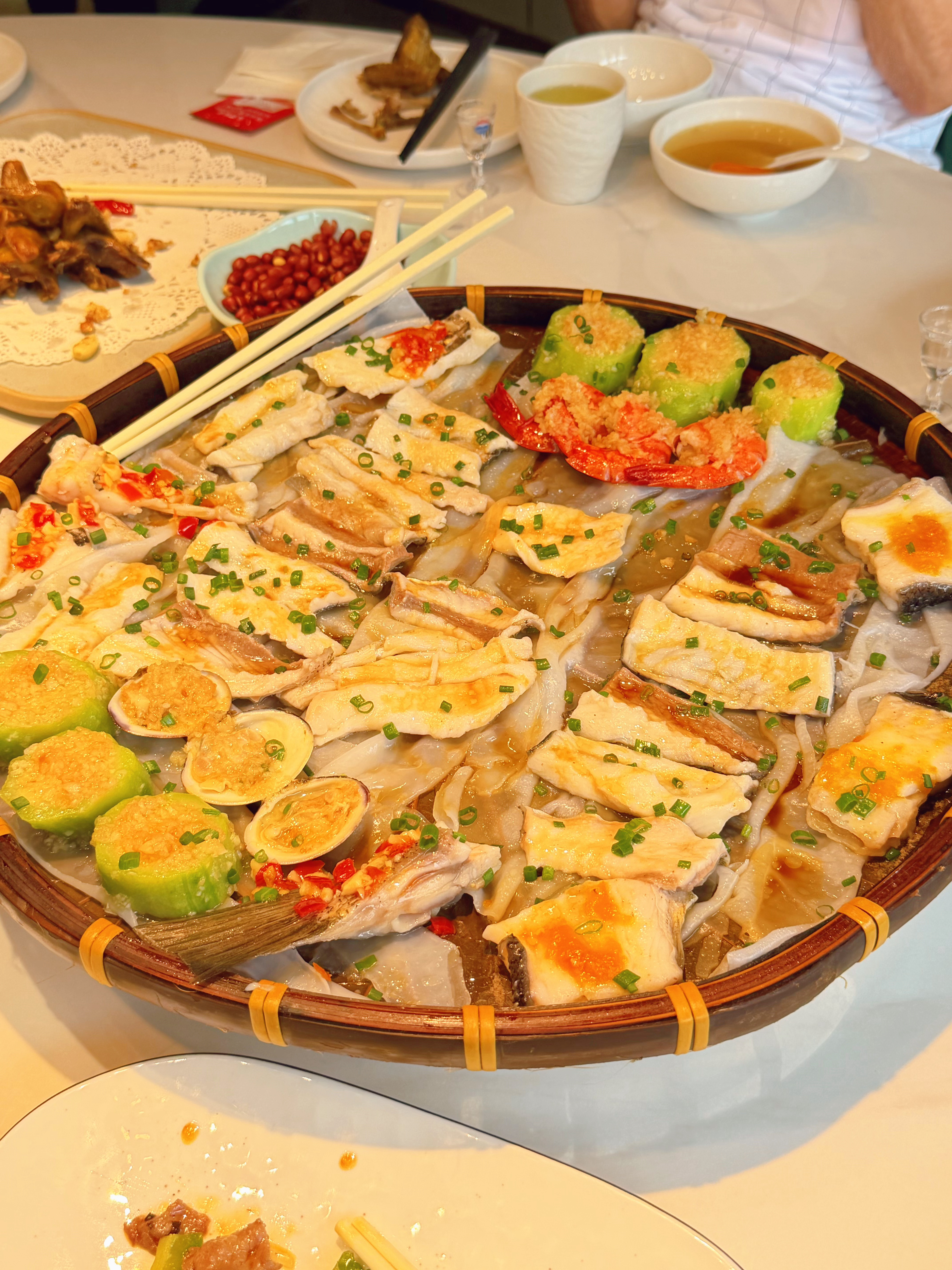 eat eat eat 