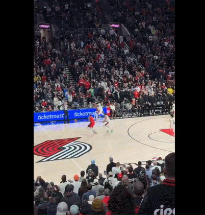 逃出生天开拓者今天运气爆棚！火箭客场102:103惜败开拓者！杜兰特5.3秒中投