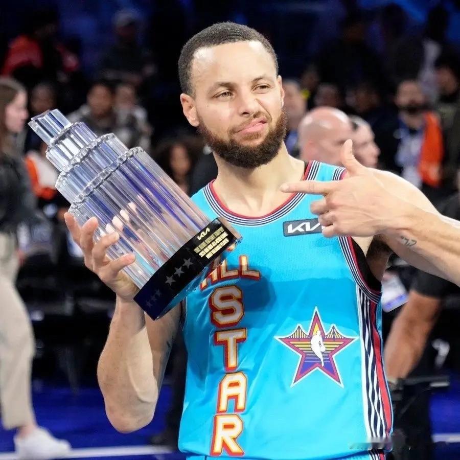 美记EVans Sidery更新动态，统计了2025-26赛季NBA薪资TOP1