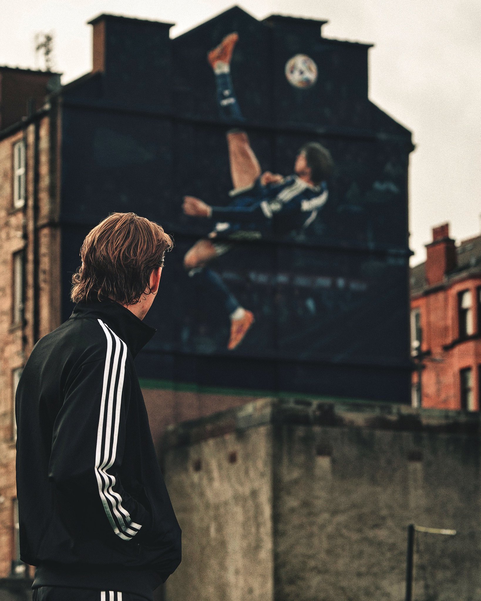 苏格兰足球历史最佳球员Top 5：丹尼斯·劳达格利什阿兰·汉森索内斯麦克托米奈d