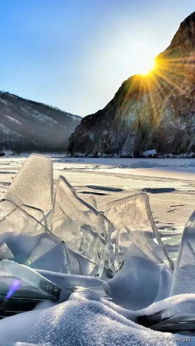 #生活的智慧分享# 转眼间，风景轮换，我们相守的光阴已是白雪皑皑的冬天。岁序迭替