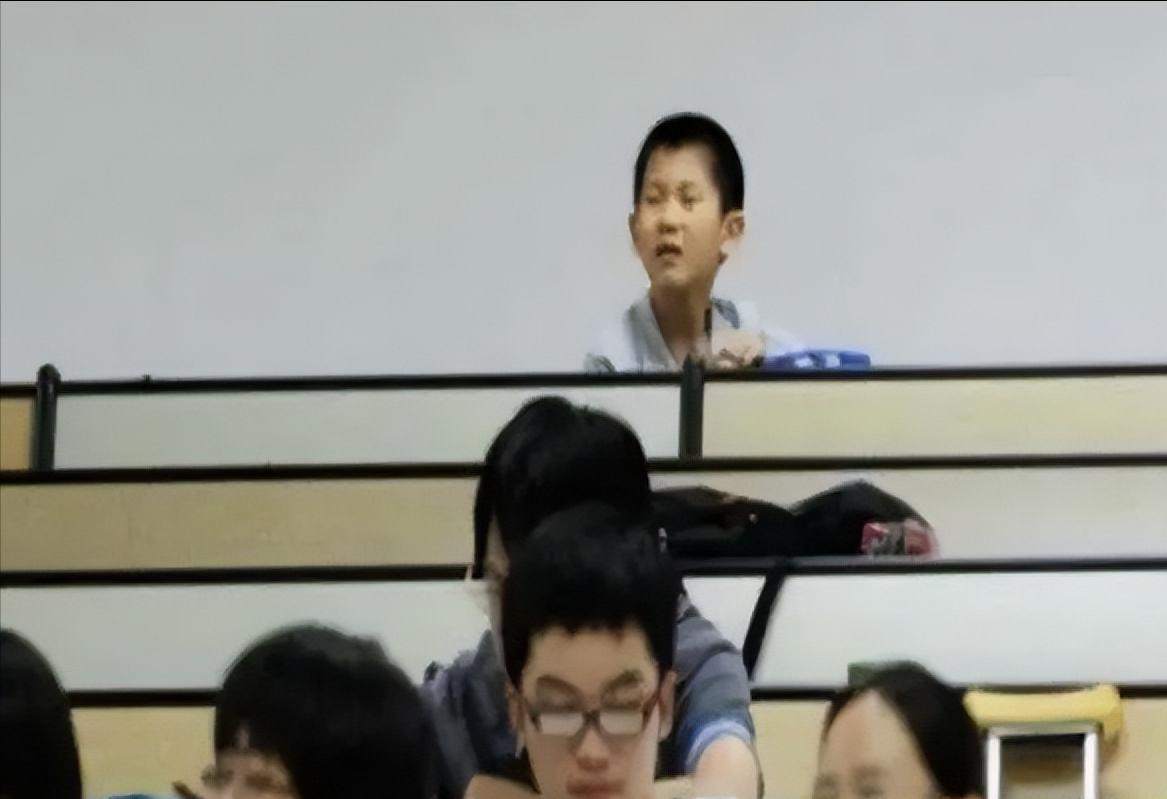 山东神童：3天念完小学，10岁参加高考，读1年大学嫌太简单溜回家。苏刘溢是山东泰