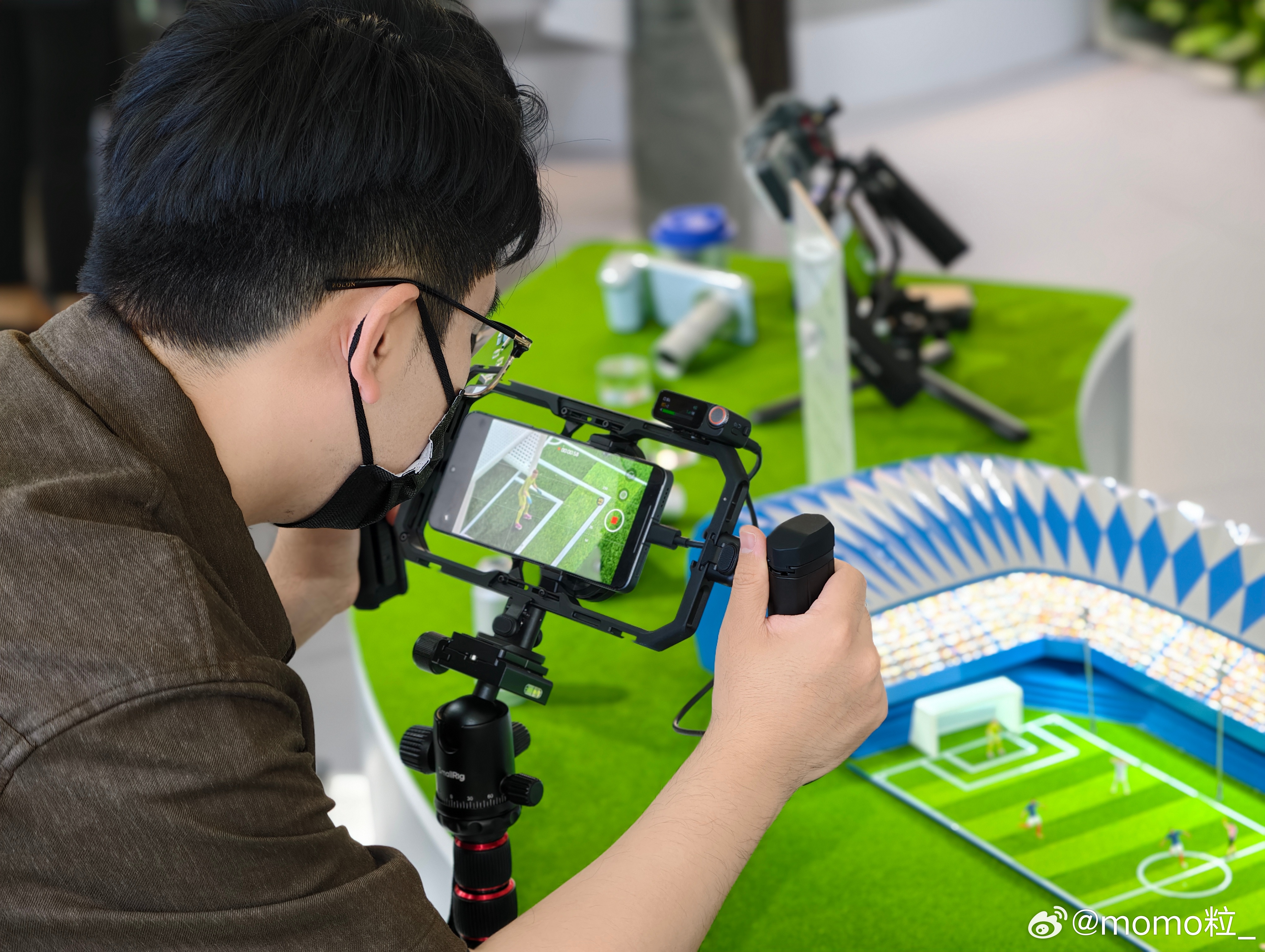 博鳌亚洲论坛2026年年会现场亮点十足！媒体记者人手一台的vivo X300 U