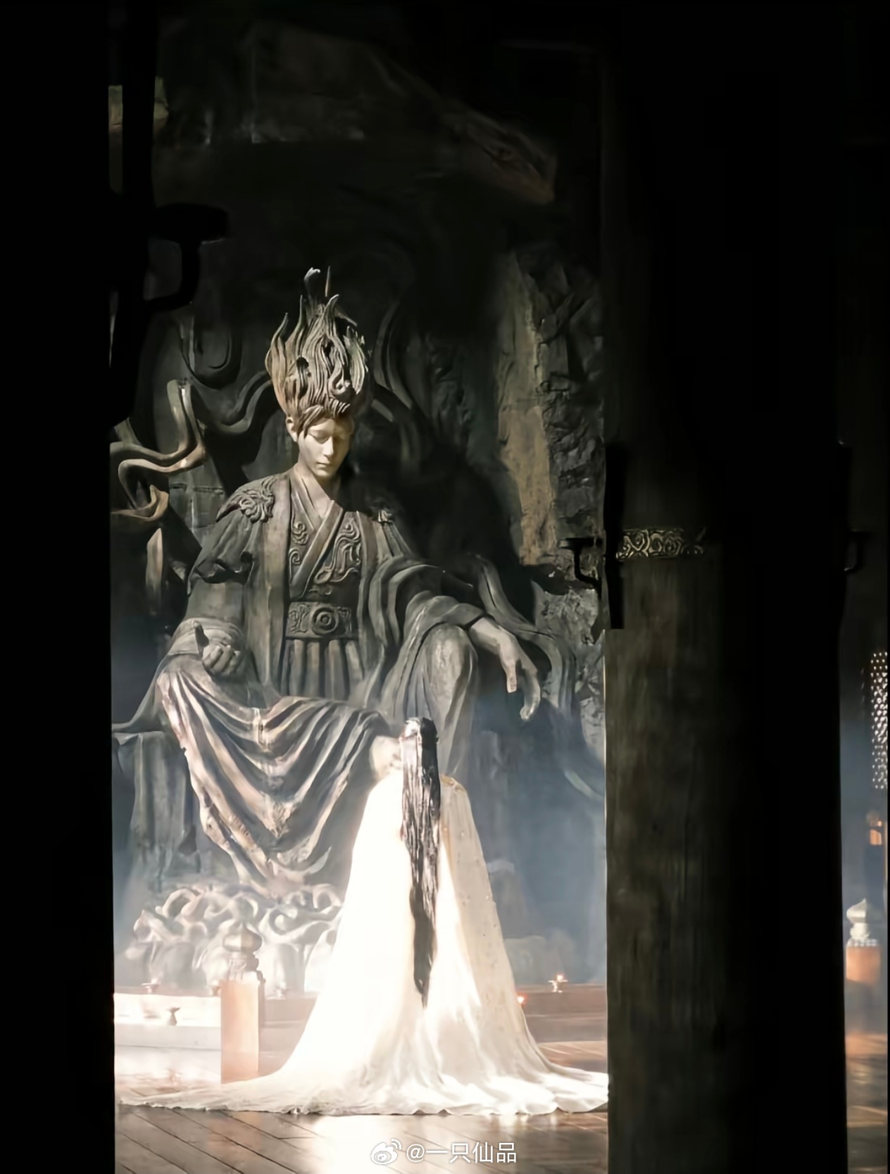 真的特别特别期待田嘉瑞月麟绮纪寄灵看设定和路透期待值就已经拉满了，再加上田嘉瑞顶