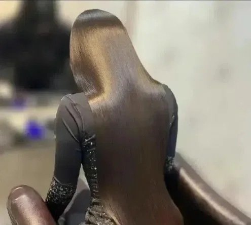 这发质真难以置信 不敢想象有多顺滑！ ​ ​​​