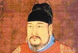 皇后病榻夜杀侍女，宫闱血案揭开二十年秘约，朱棣锁密诏不敢声张。永乐十九年四月，坤