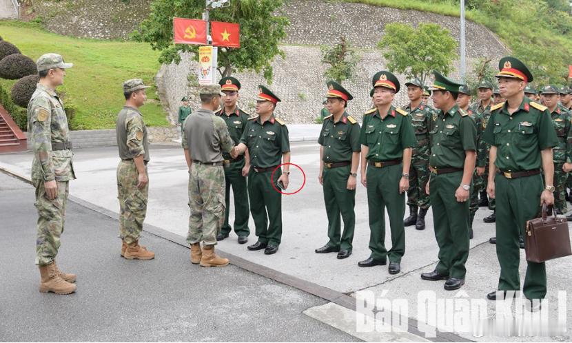 越军联演部队抵达广西，军官手指宝石戒指显眼，战斗力令人生疑！7月21日，一支越南