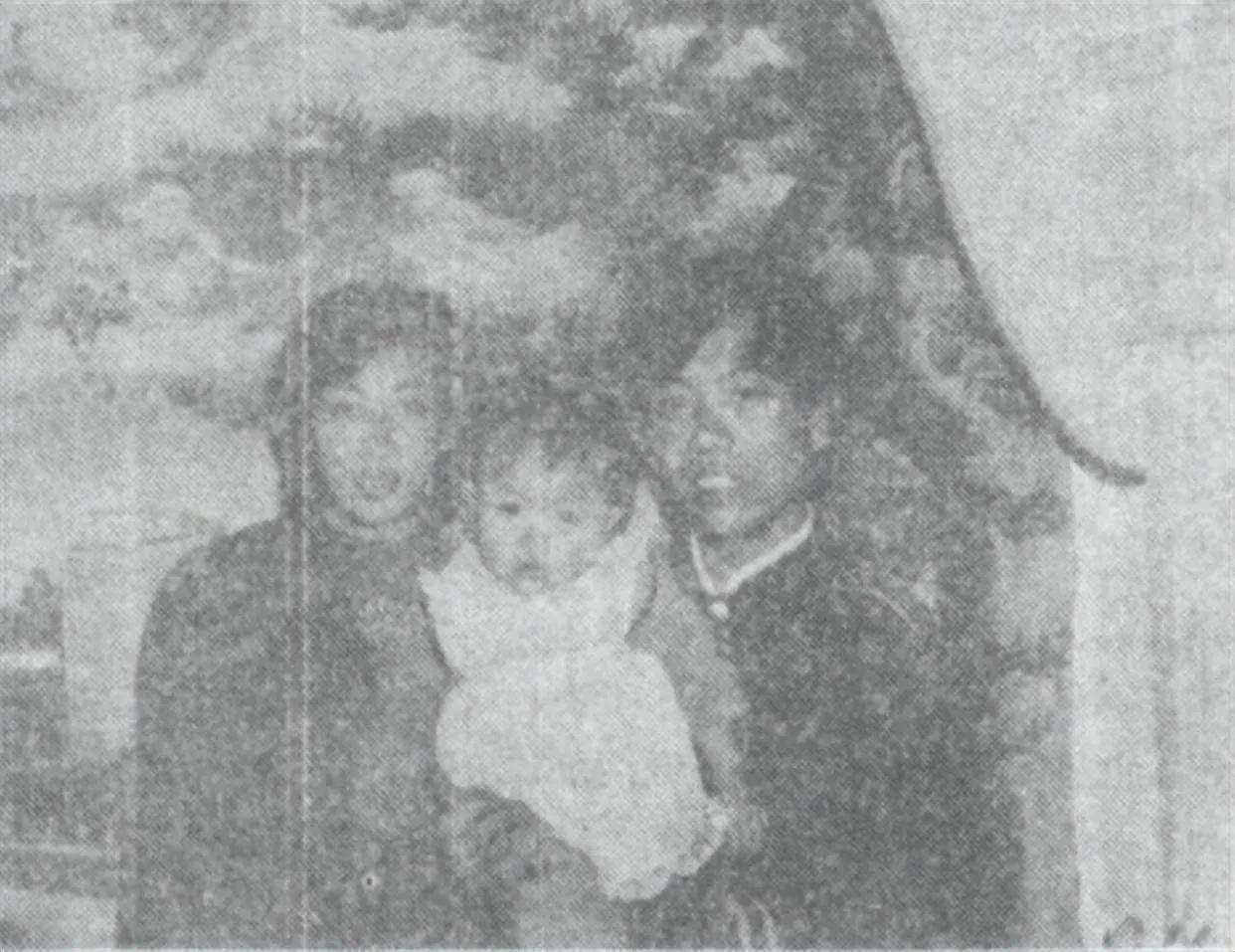1987年，缉毒民警陈建军伪装成回族老板，打入敌人内部。吃饭时，毒贩子竟然给他夹