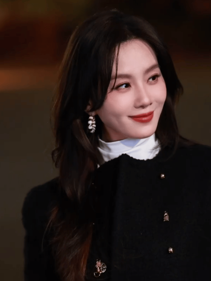 这也太刘诗诗了吧刘诗诗是个形容词，天生优雅气质，神采飞扬 