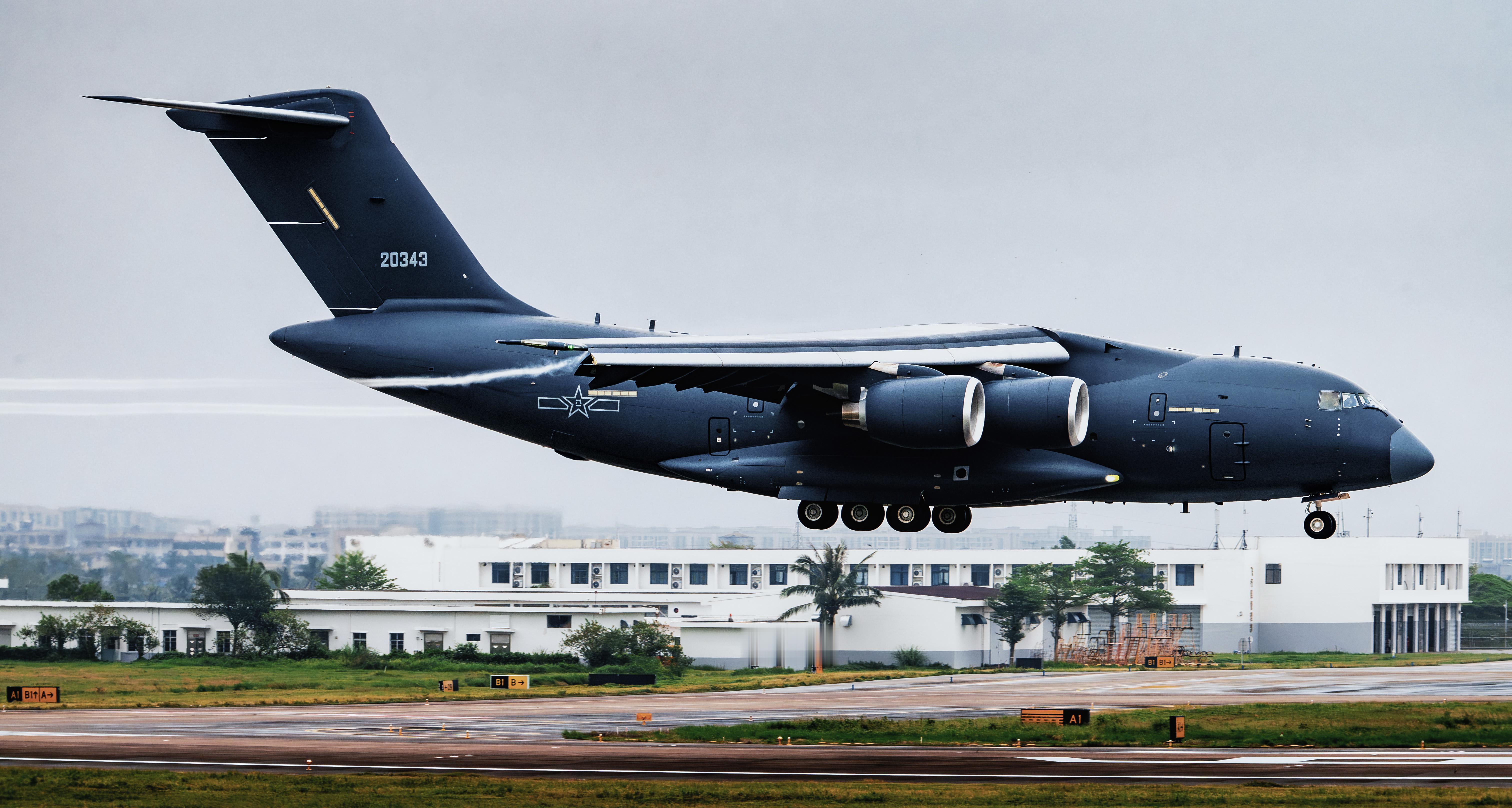 日前，两架Y-20B先后造访TSN、HAK。图源网络。 ​​​