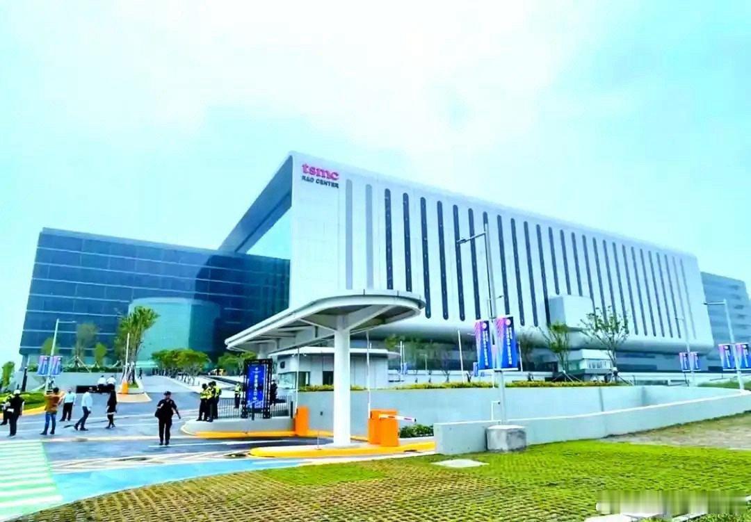 台积电2nm芯片正式开始大规模量产，2026年苹果、联发科、英伟达、高通基本都在