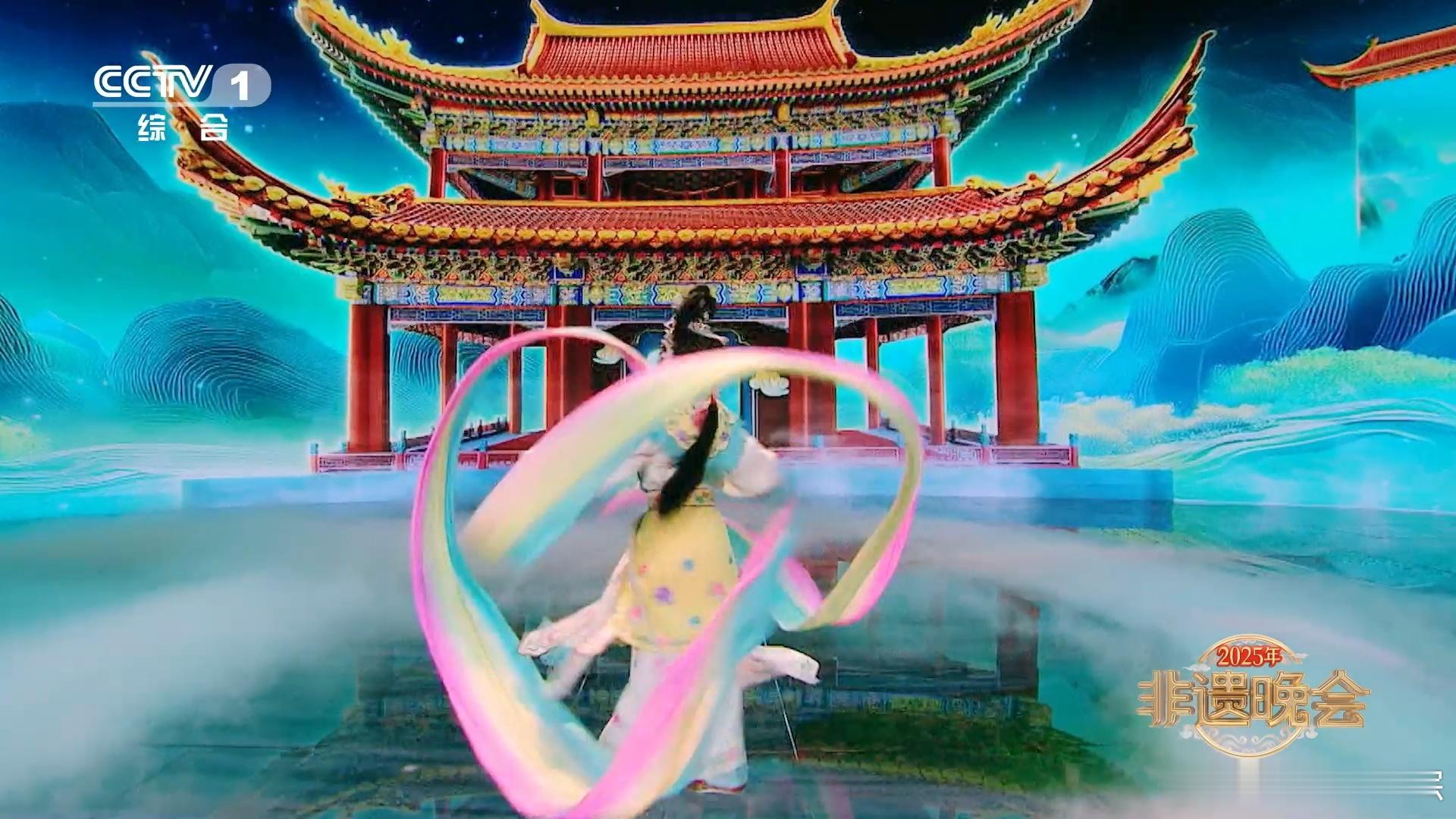 文化中国行首个非遗春节  雄安见证非遗新春，科技推动，时尚融合。传承人们共乐，弘