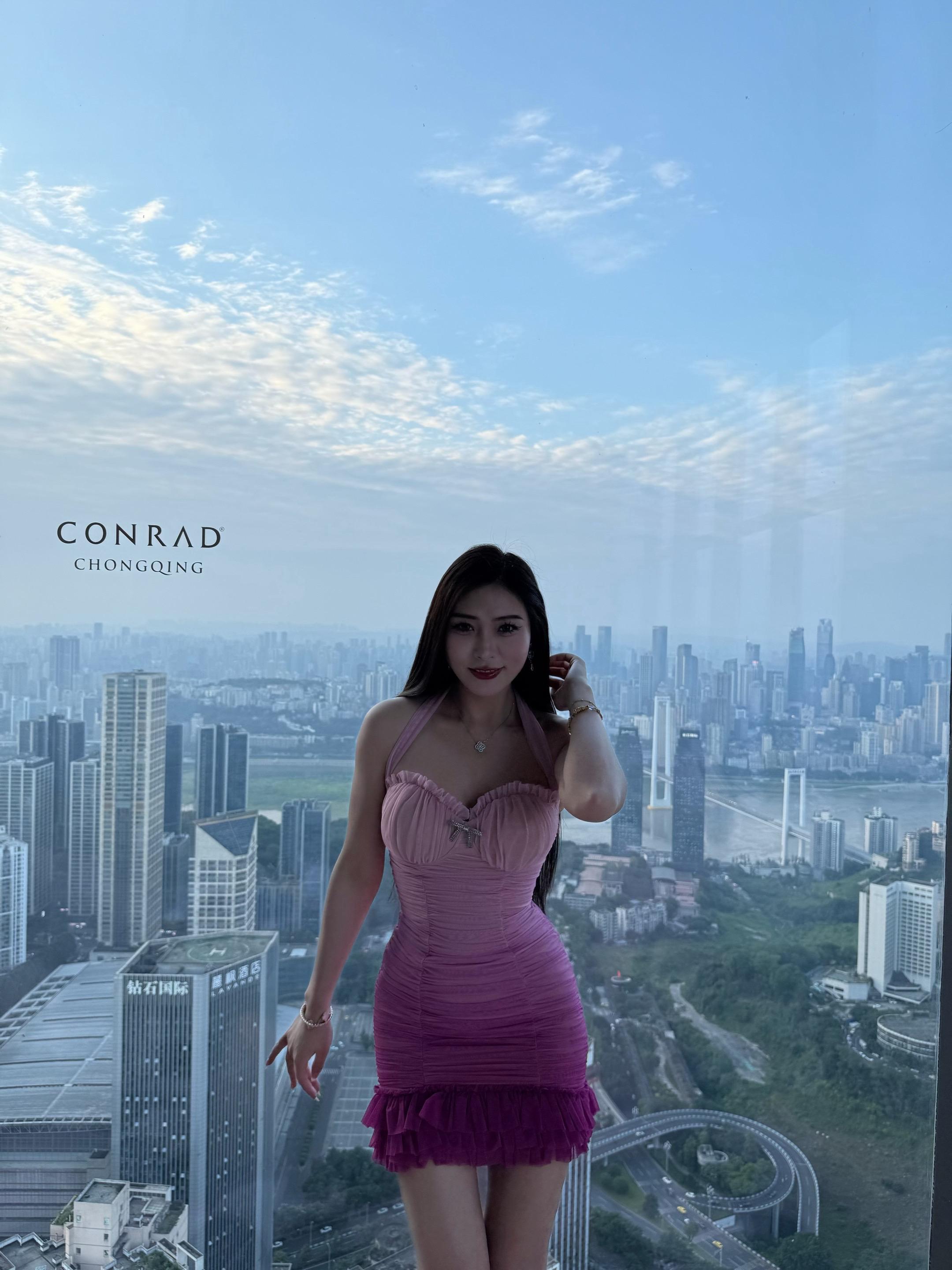 爱上漂亮女人是有代价的