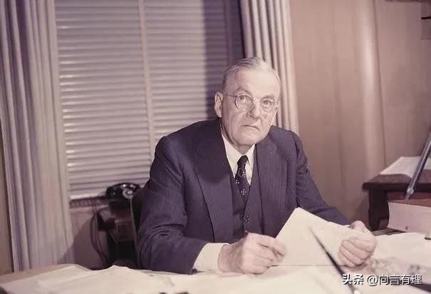 给杜勒斯立碑？这是把“毒药”当“圣水”供着！

台“独”分子想把“中山南路”改成