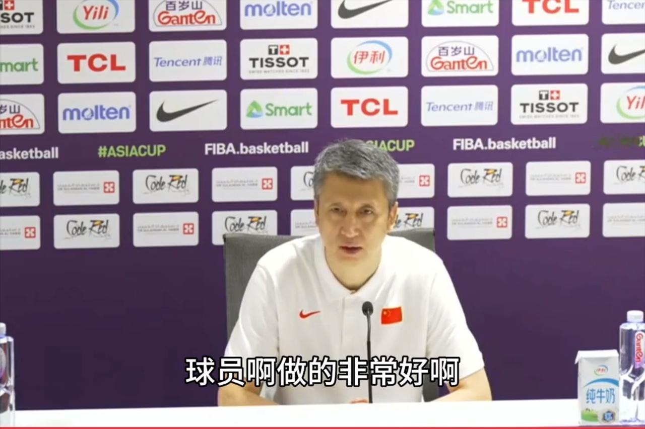 男篮亚军：郭士强对主力队员“评价”如下

赵睿/胡金秋：家有一老，如有一宝，两个