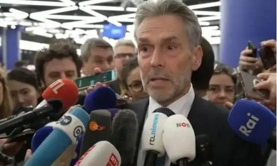 这一回中国可真要杀鸡给猴看了。中国实在忍无可忍，终于要杀鸡给猴看了，谁是这只鸡？