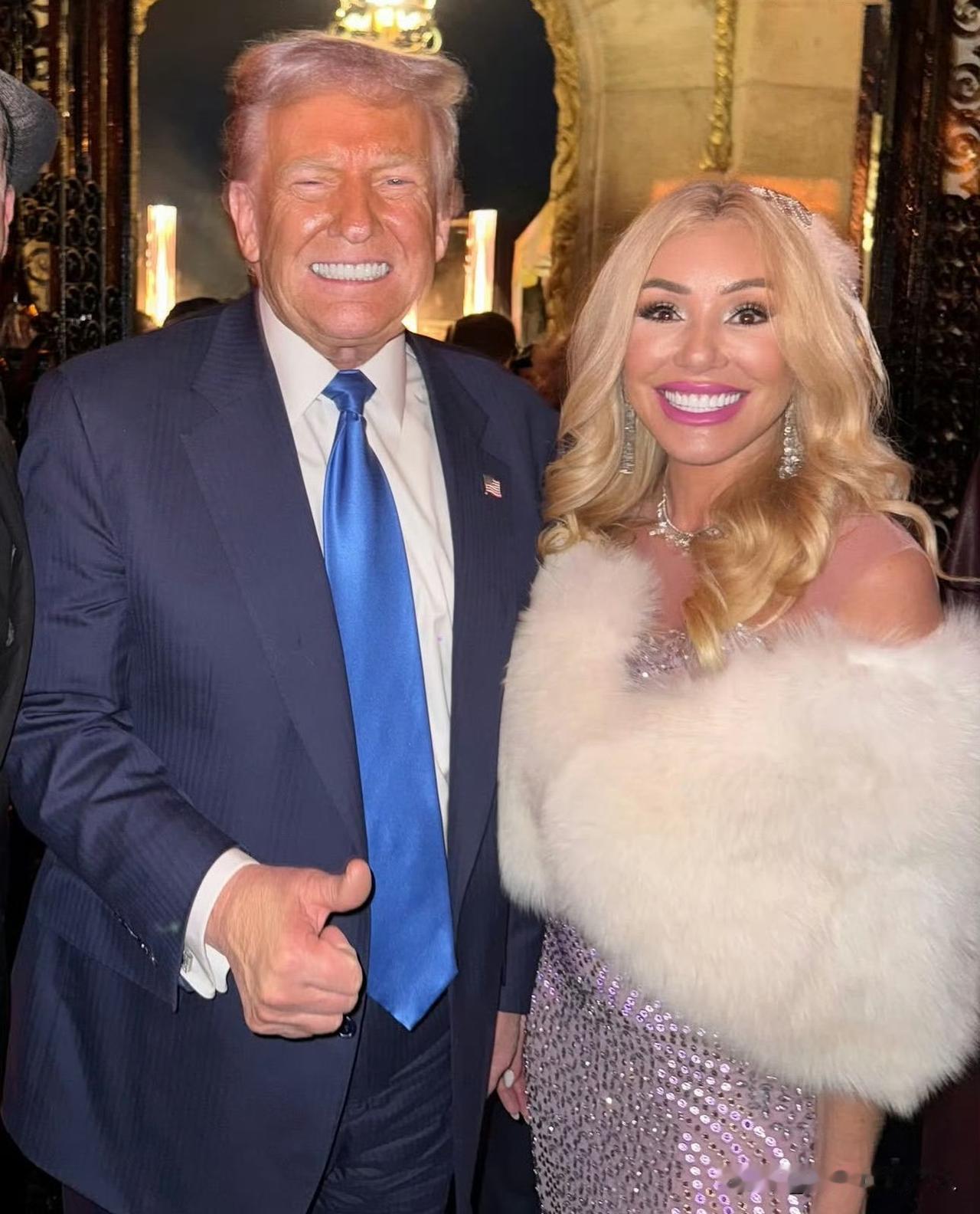 外网传疯了？
外网传疯了！海湖庄园太热闹了！然而，美4000多万人还在等救济粮？