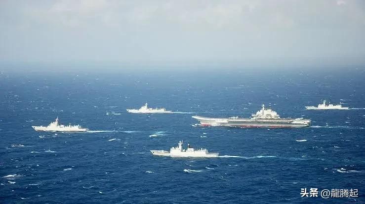 美日演习还没开始，辽宁舰已前出西太平洋，提前卡位

10月14日，辽宁舰编队穿越