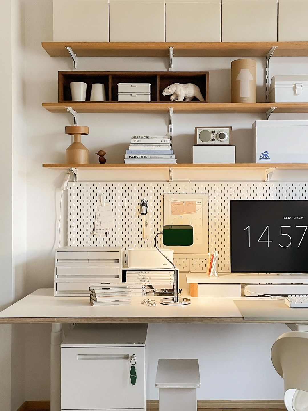 日常的心灵角落✨书桌就让它清清爽爽吧