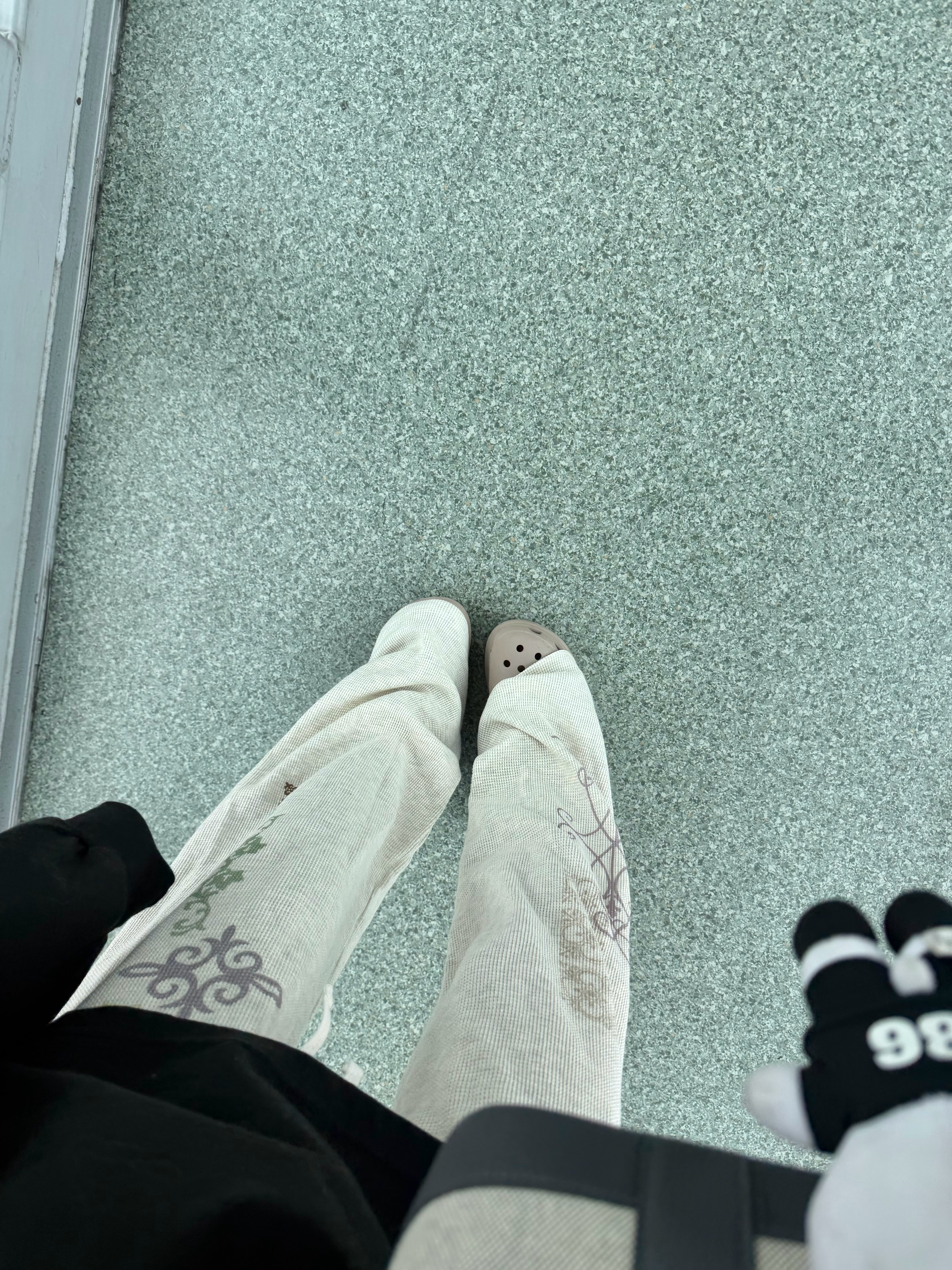 飞一下