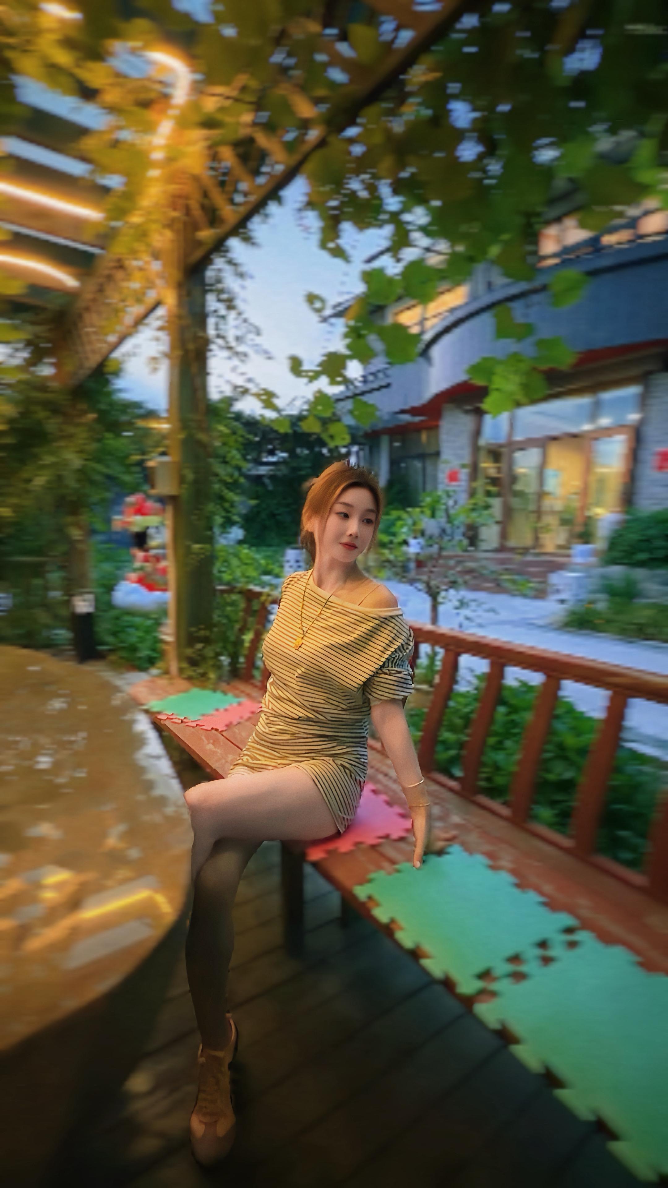 王嘉尔新歌太适合旅行照了